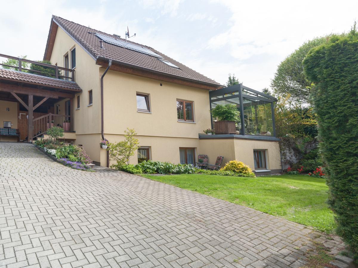 Ferienwohnung Ueber Den Daechern Von Дрезден Экстерьер фото
